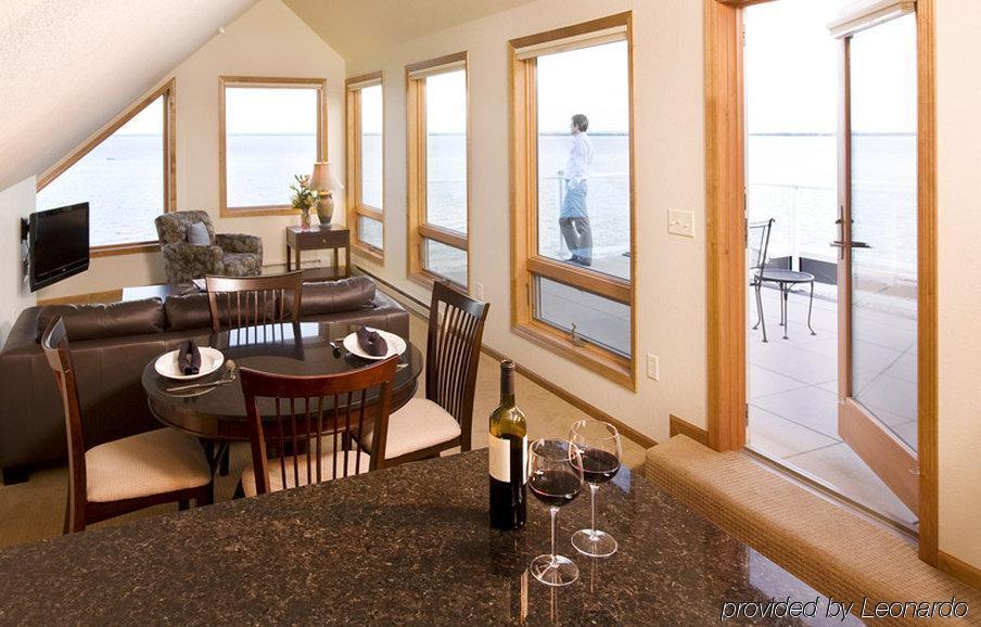 Beacon Pointe On Lake Superior Hotel Duluth Restaurante foto